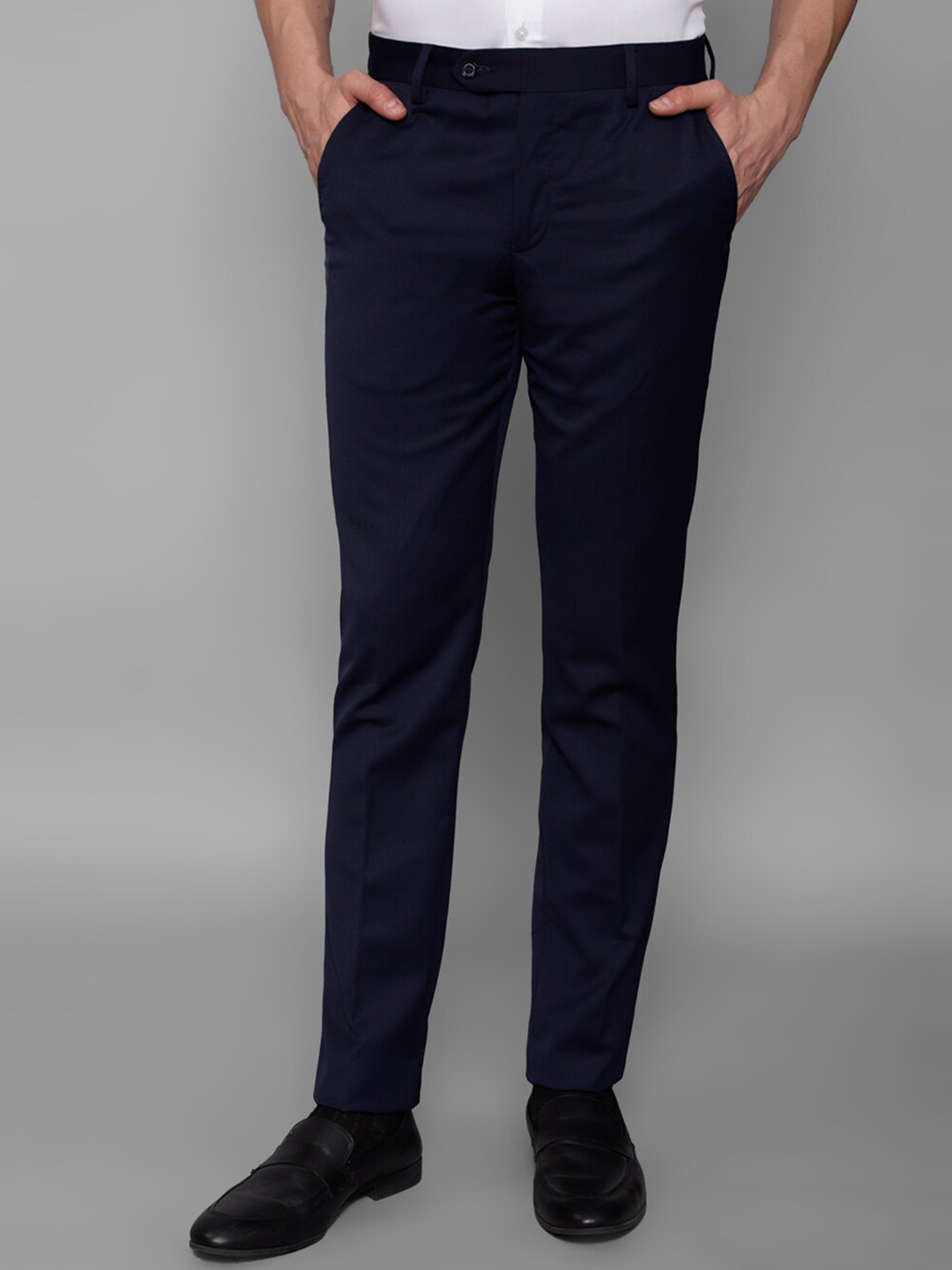 

Louis Philippe Men Slim Fit Formal Trousers, Navy blue