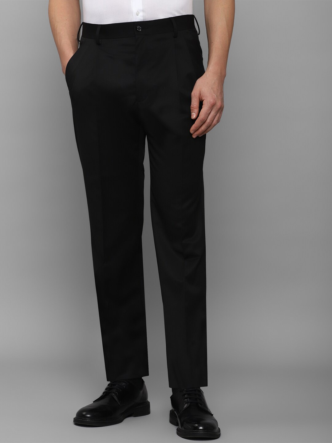 

Louis Philippe Men Mid-Rise Classic Fit Formal Trousers, Black