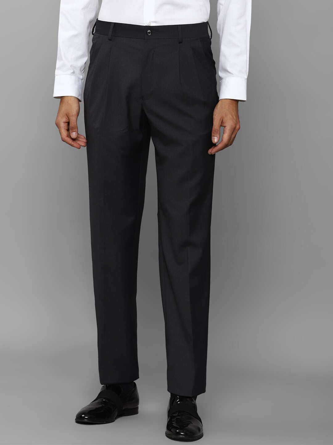 

Louis Philippe Men Classic Fit Pleated-Front Formal Trousers, Black