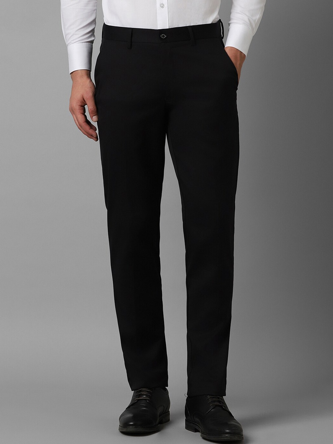 

Louis Philippe Men Slim Fit Mid-Rise Plain Cotton Formal Trousers, Black