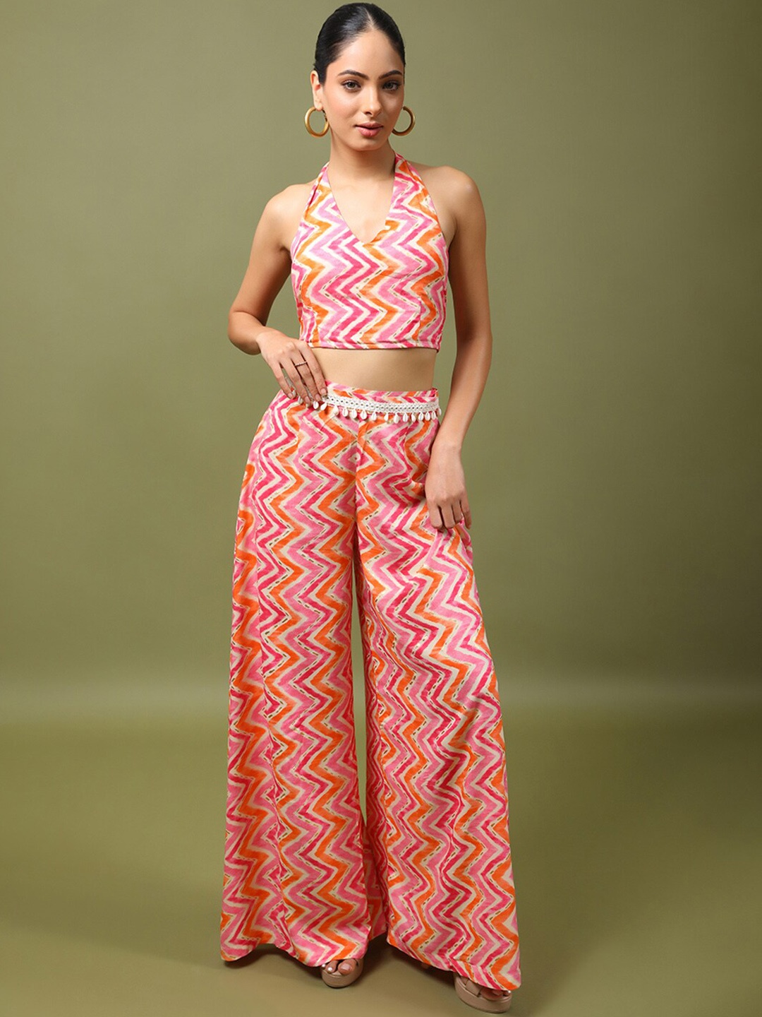 

HANDME Printed Halter Neck Top with Palazzos, Pink