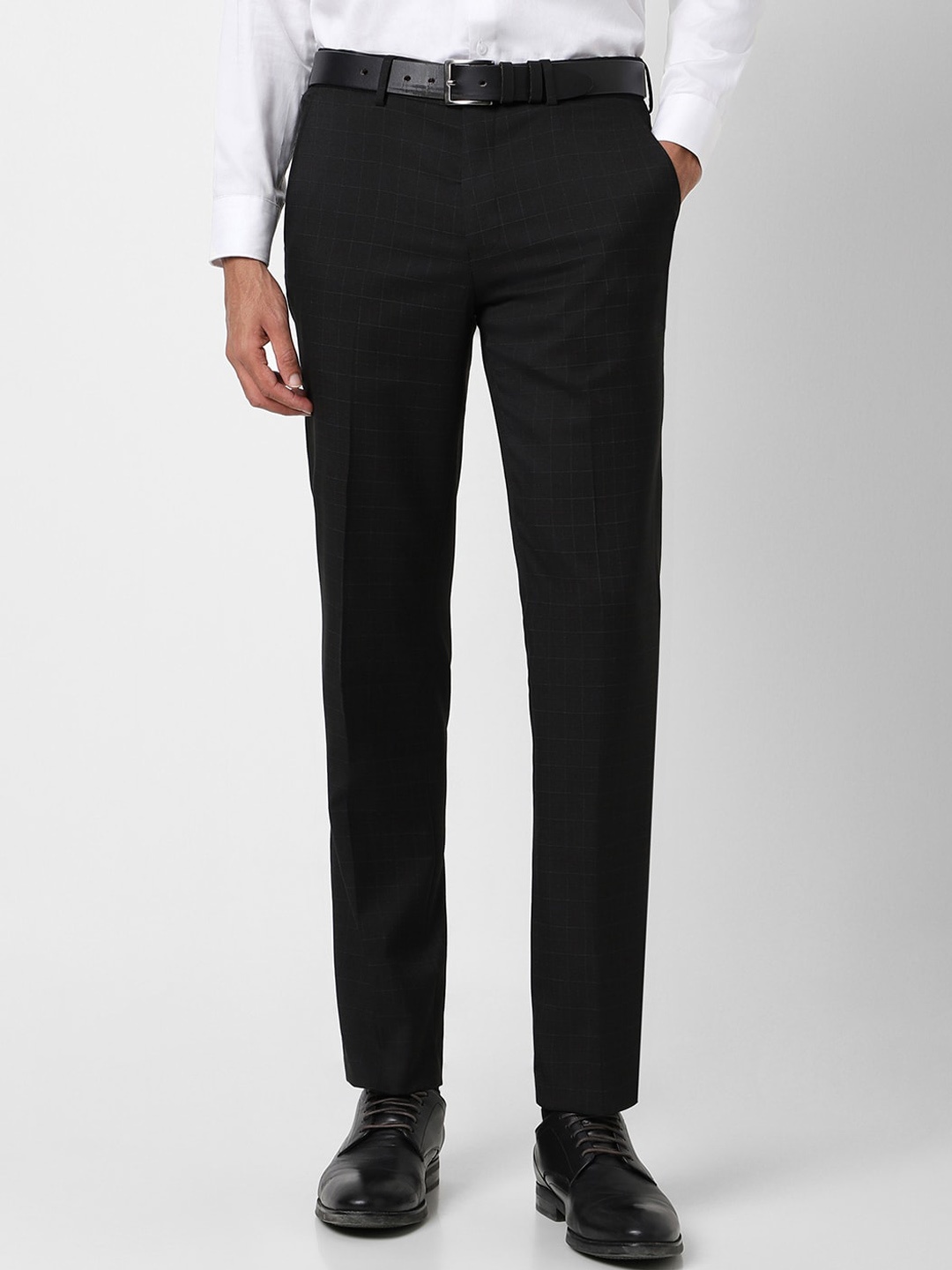 

V Dot Men Mid Rise Skinny Fit Plain Formal Trousers, Black