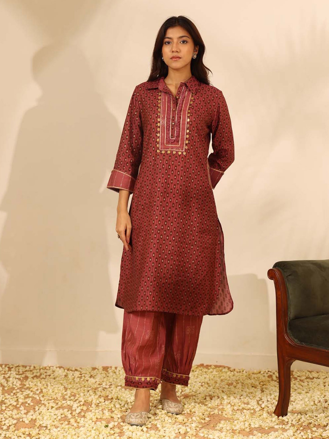 

Lakshita Ethnic Motifs Printed Shirt Collar Kurta With Salwar, Maroon