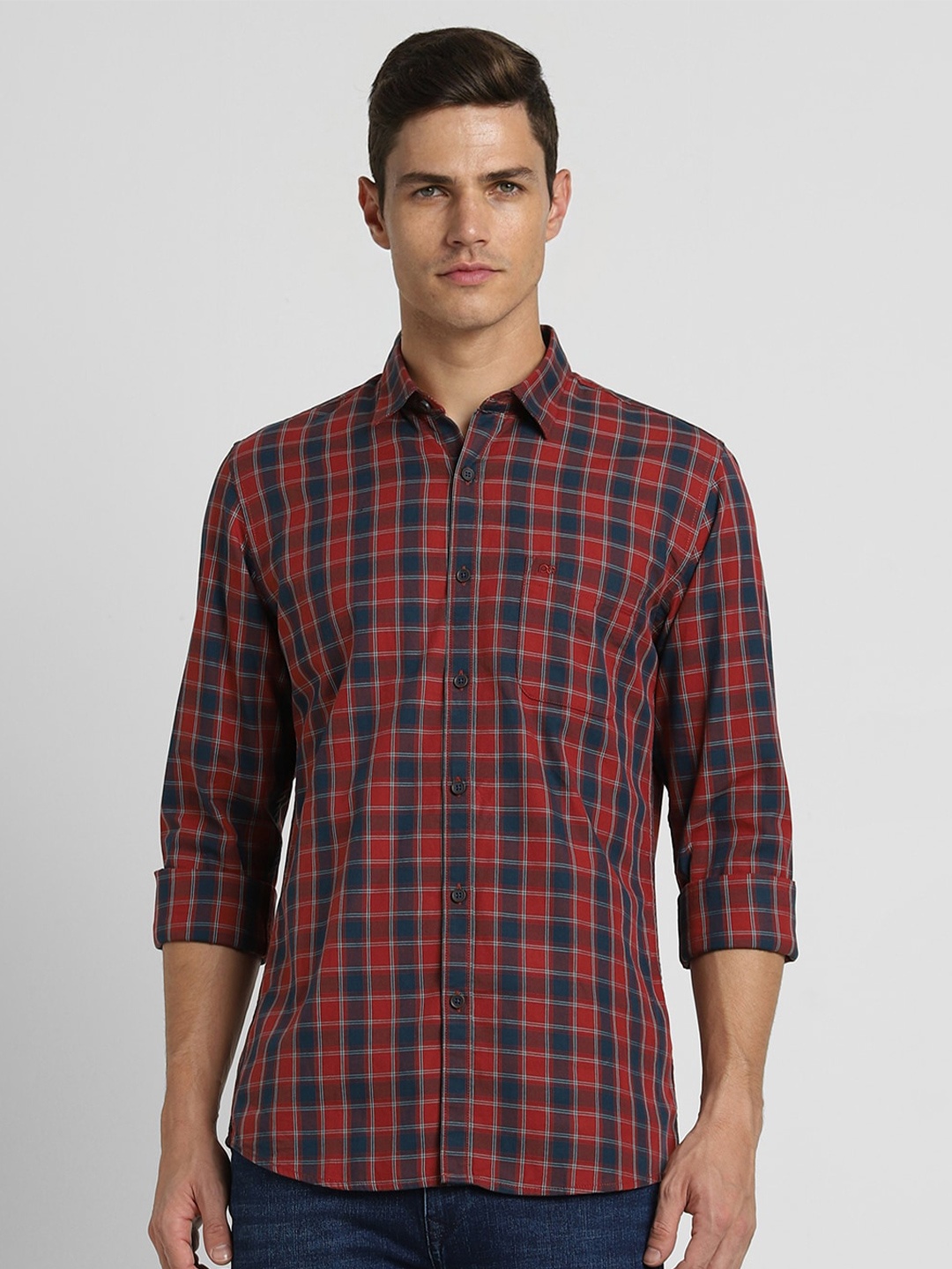 

Peter England Casuals Slim Fit Checked Pure Cotton Casual Shirt, Red