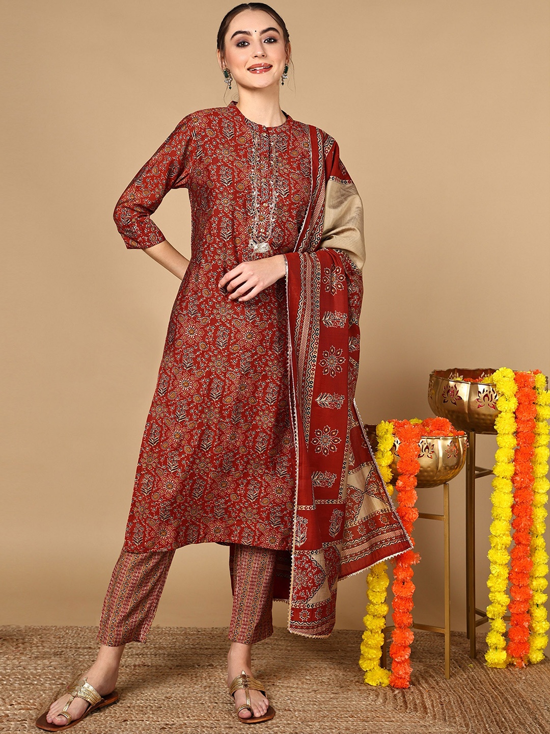 HERE&NOW Floral Printed Regular Thread Work Kurta With Trousers & Dupatta, Rust