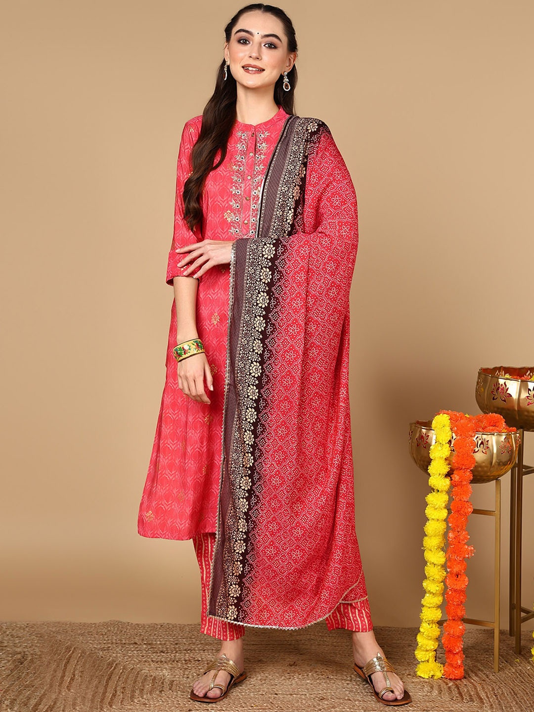 

HERE&NOW Pink Ethnic Motifs Printed Regular Straight Kurta & Pyjamas With Dupatta