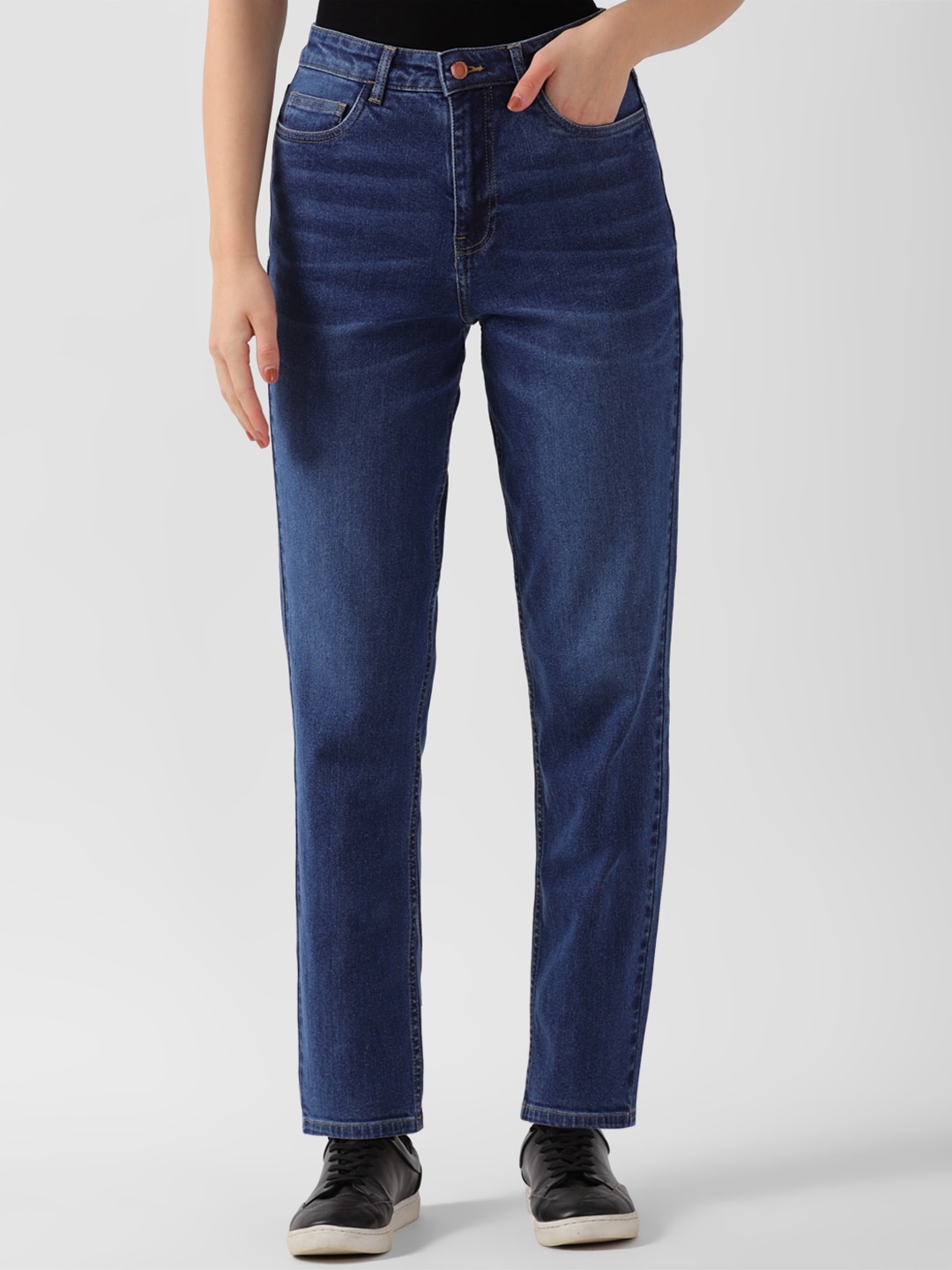 

Van Heusen Woman Women Mid-Raise Clean Look Heavy Fade Jeans, Navy blue