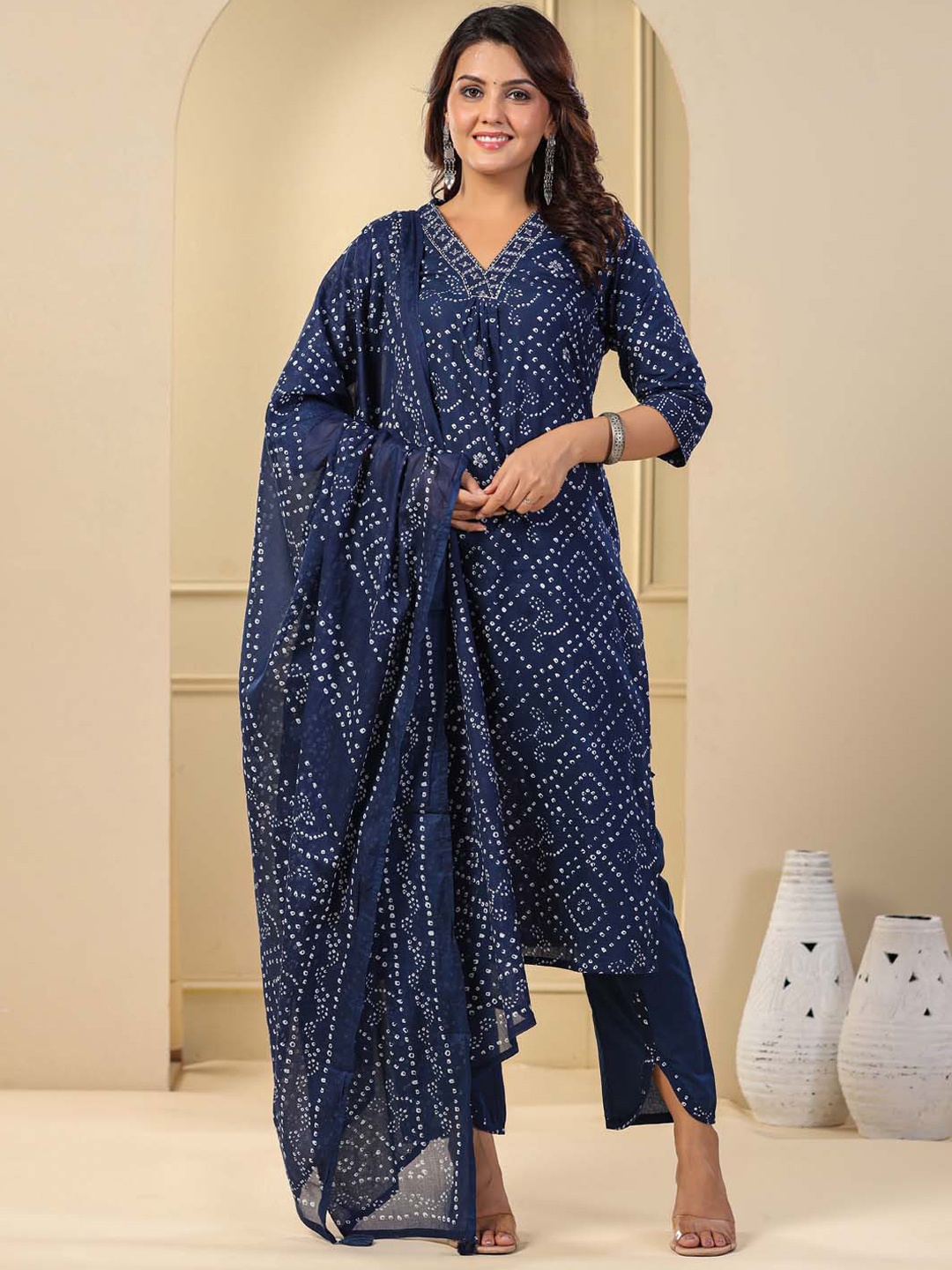 

Meena Bazaar Women Navy Blue Bandhani Printed Regular Kurta with Trousers & With Dupatta
