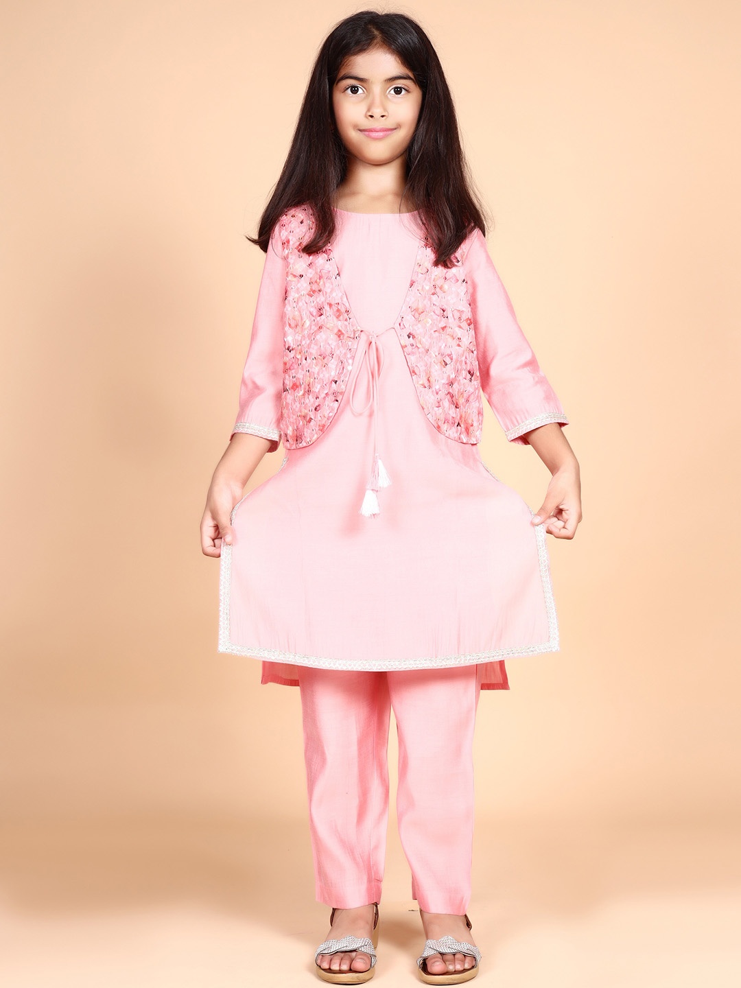 

misbis Girls Regular Gotta Patti Kurta with Trousers & Embroidred Jacket, Pink