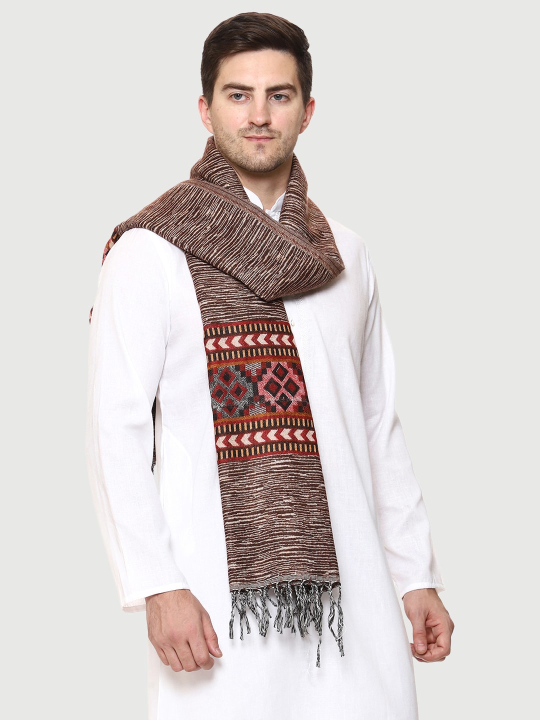 

WEAVERS VILLA Geometric Woven-Design Shawl With Fringed Detail, Brown