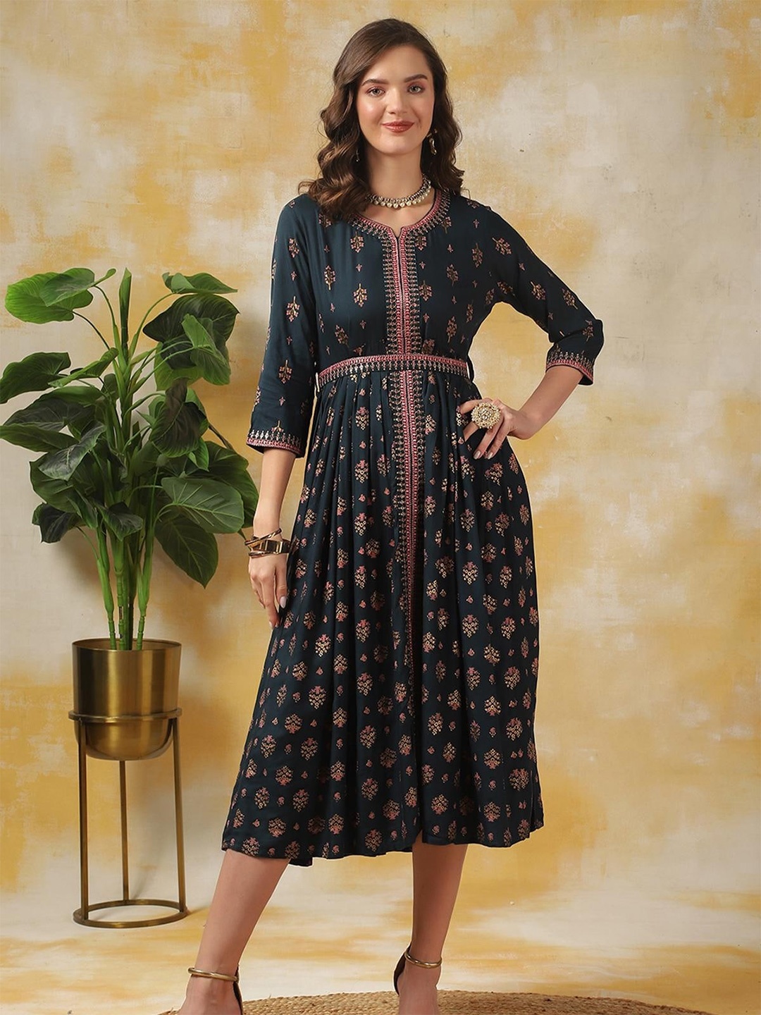 

Rangita Floral Printed A-Line Midi Ethnic Dress, Blue