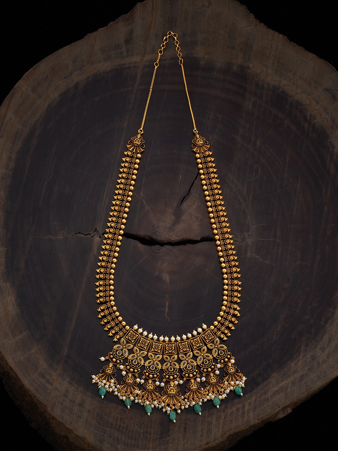

Kushal's Fashion Jewellery Gold-Plated Stone Studded & Beaded Antique Necklace