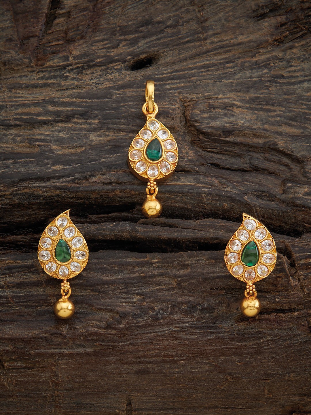 

Kushal's Fashion Jewellery Pure Silver Pendant and Earrings, Gold