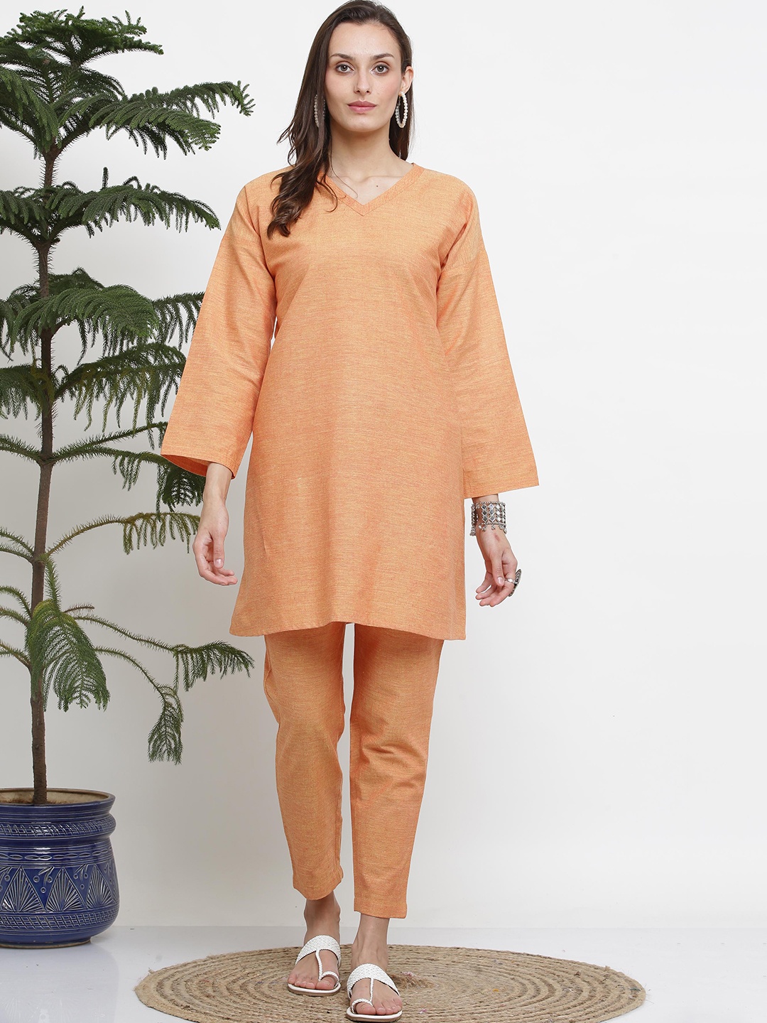 

KAANCHIE NANGGIA V-Neck A-line Kurta with Trousers, Orange