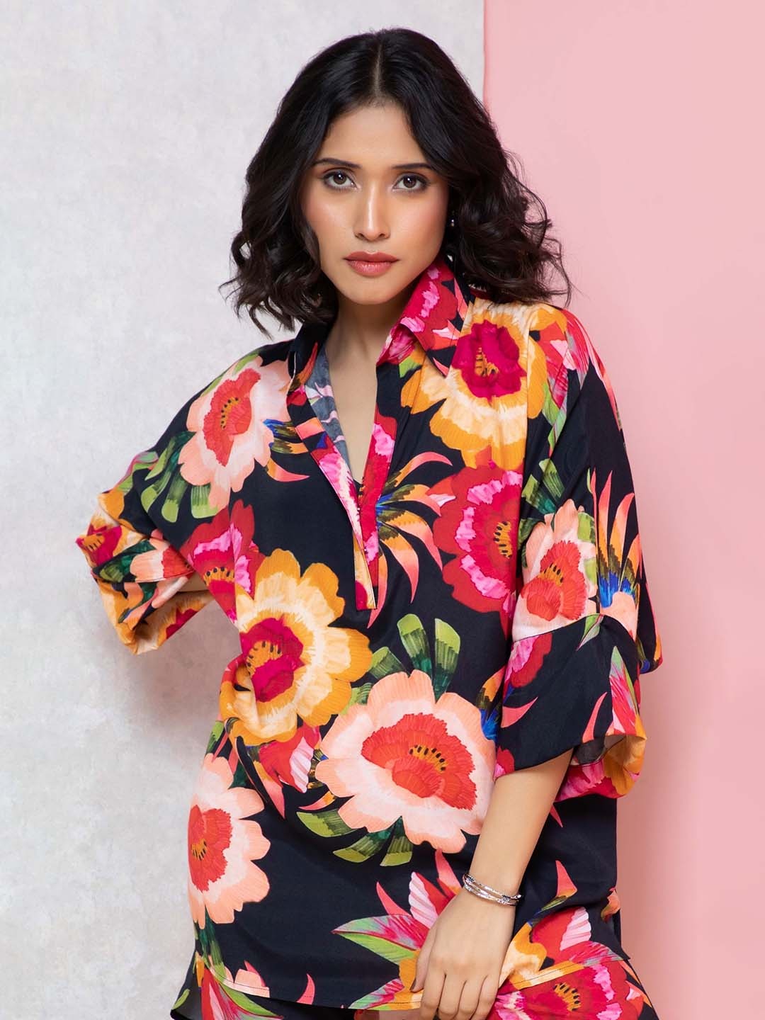 

Rhe-Ana Floral Printed Shirt Style Top, Black