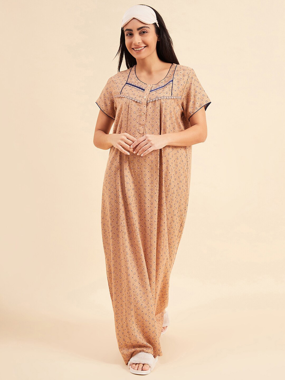 

Sweet Dreams Cream-Coloured Geometric Printed Pure Cotton Maxi Nightdress