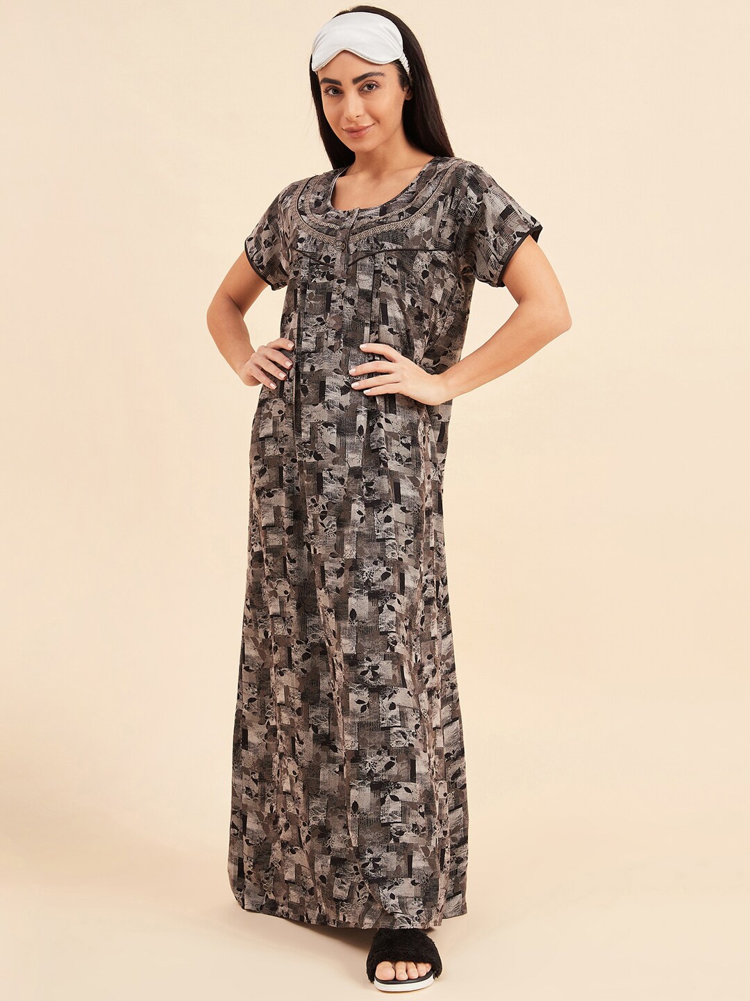 

Sweet Dreams Black Floral Printed Round Neck Pure Cotton Maxi Nightdress