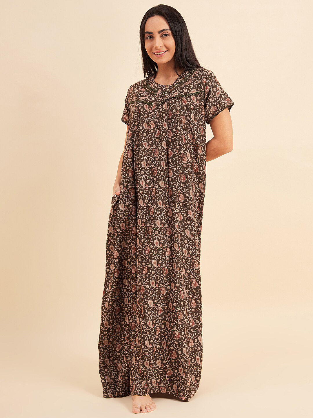 

Sweet Dreams Green Ethnic Motifs Printed Pure Cotton Maxi Nightdress