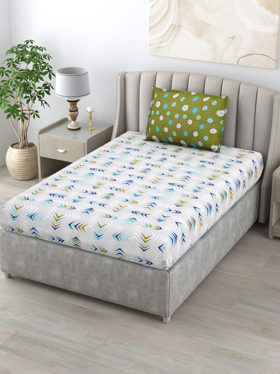 

BOMBAY DYEING Blumen Grey Geometric Cotton 120 TC Single Bedsheet with 1 Pillow Cover