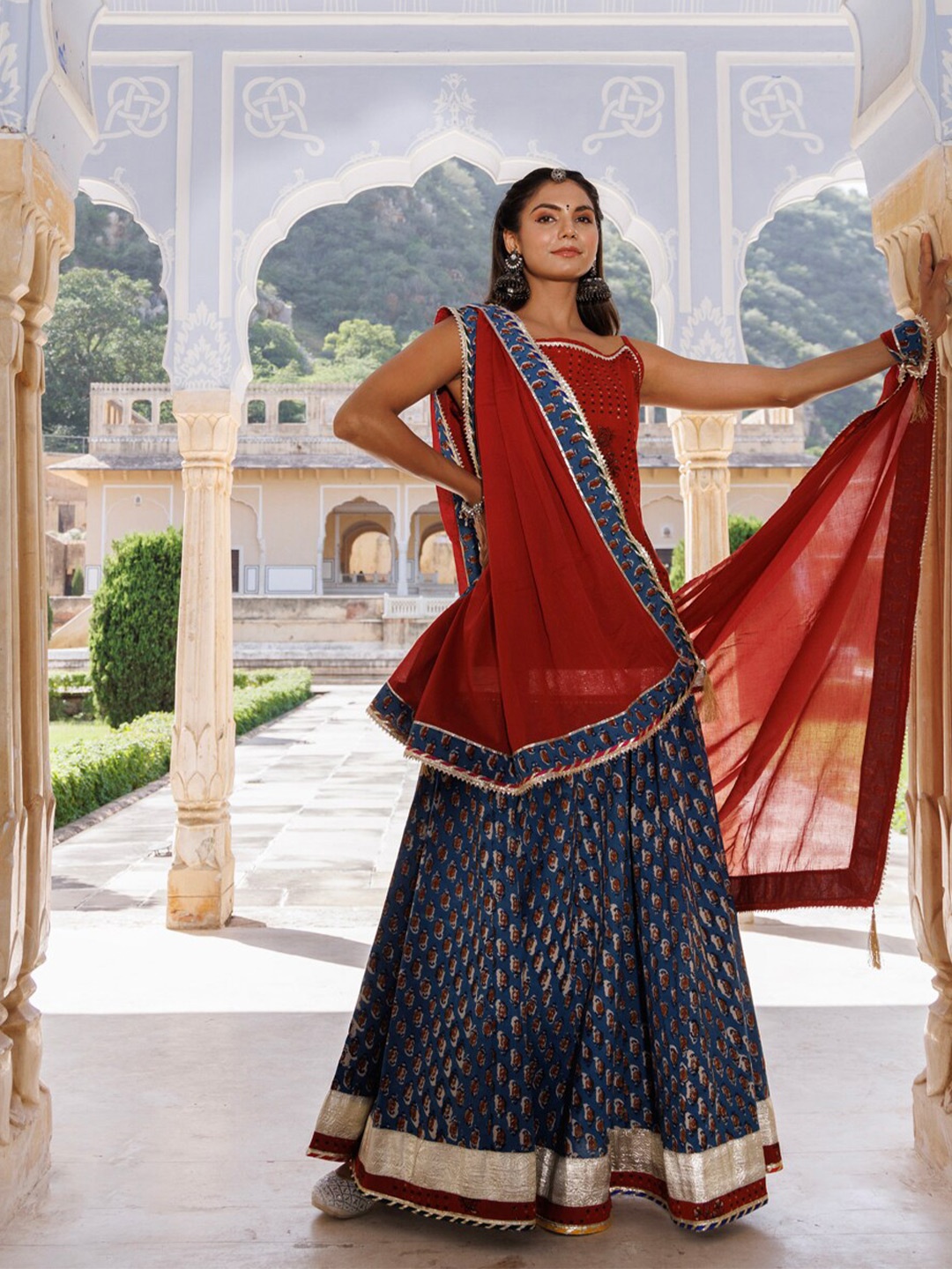 

Geroo Jaipur Printed Block Print Pure Cotton Ready to Wear Lehenga & Blouse With Dupatta, Red