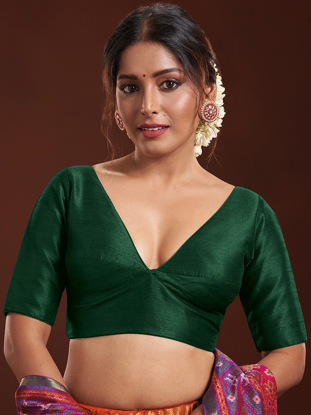 

SALWAR STUDIO V-Neck Silk Saree Blouse, Green