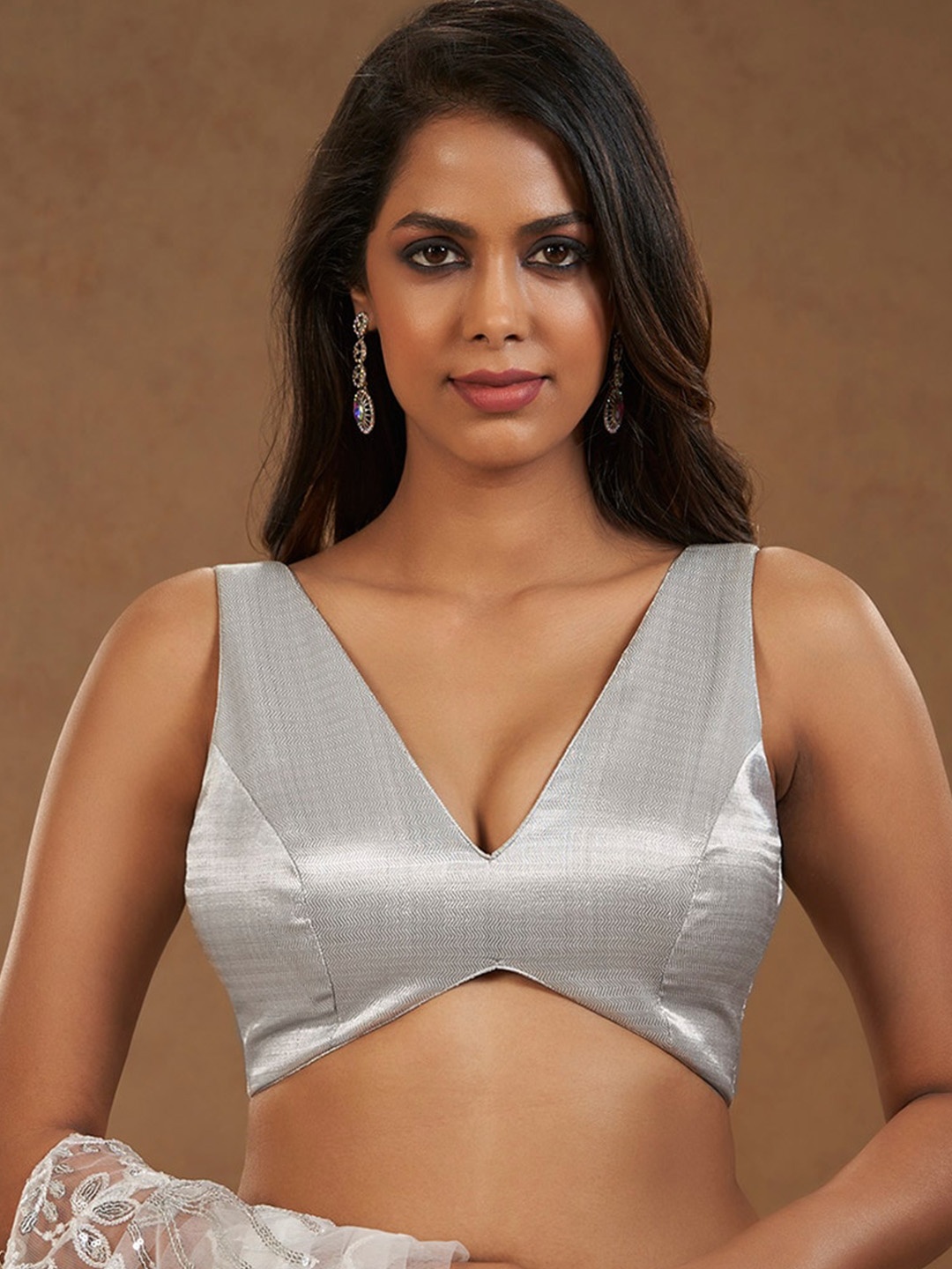 

SALWAR STUDIO Woven Design Silk V-Neck Sleeveless Saree Blouse, Silver