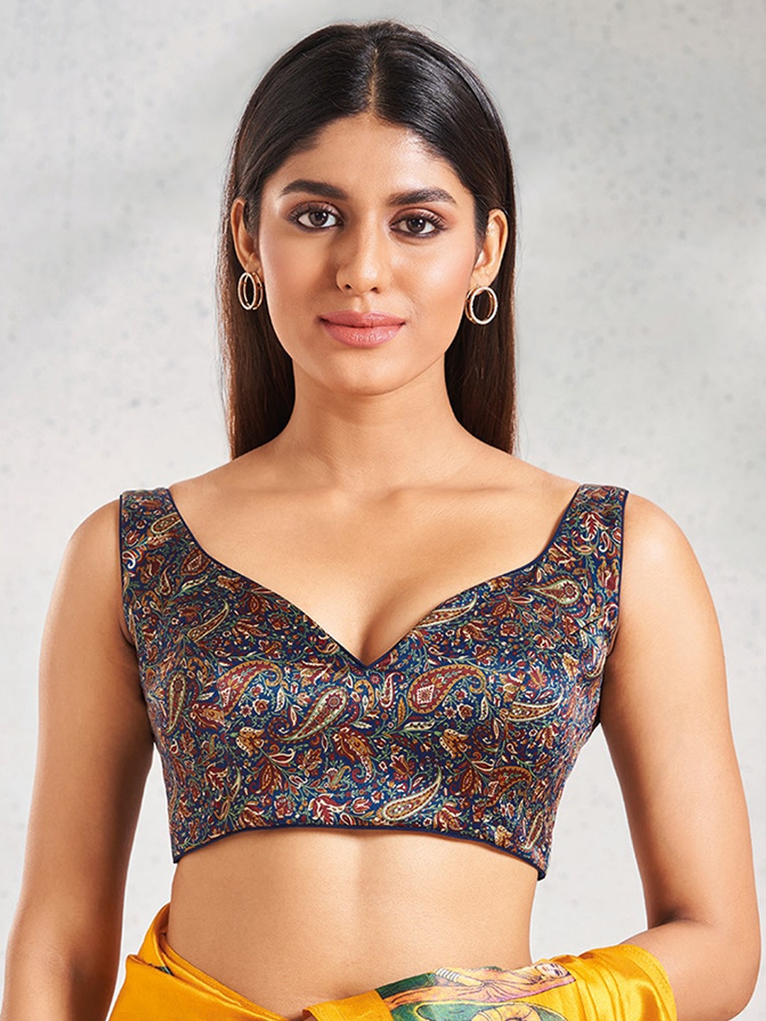 

SALWAR STUDIO Printed Sweetheart Neck Sleeveless Silk Saree Blouse, Navy blue
