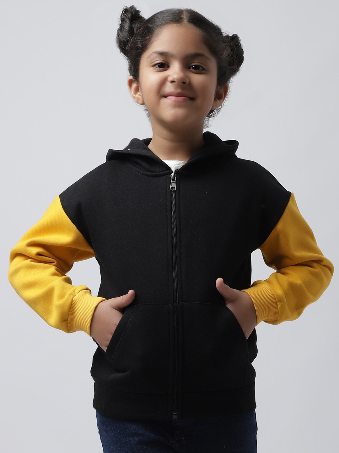 

Rute Girls Colourblocked Cotton Hooded Front-Open Sweatshirt, Black