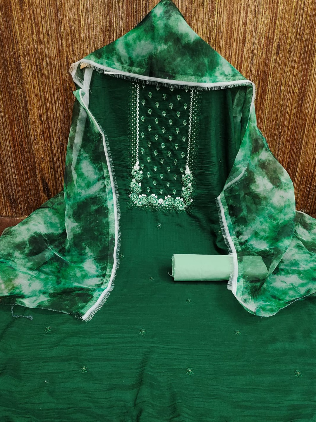 

APNISHA Embroidered Pure Silk Unstitched Dress Material, Green