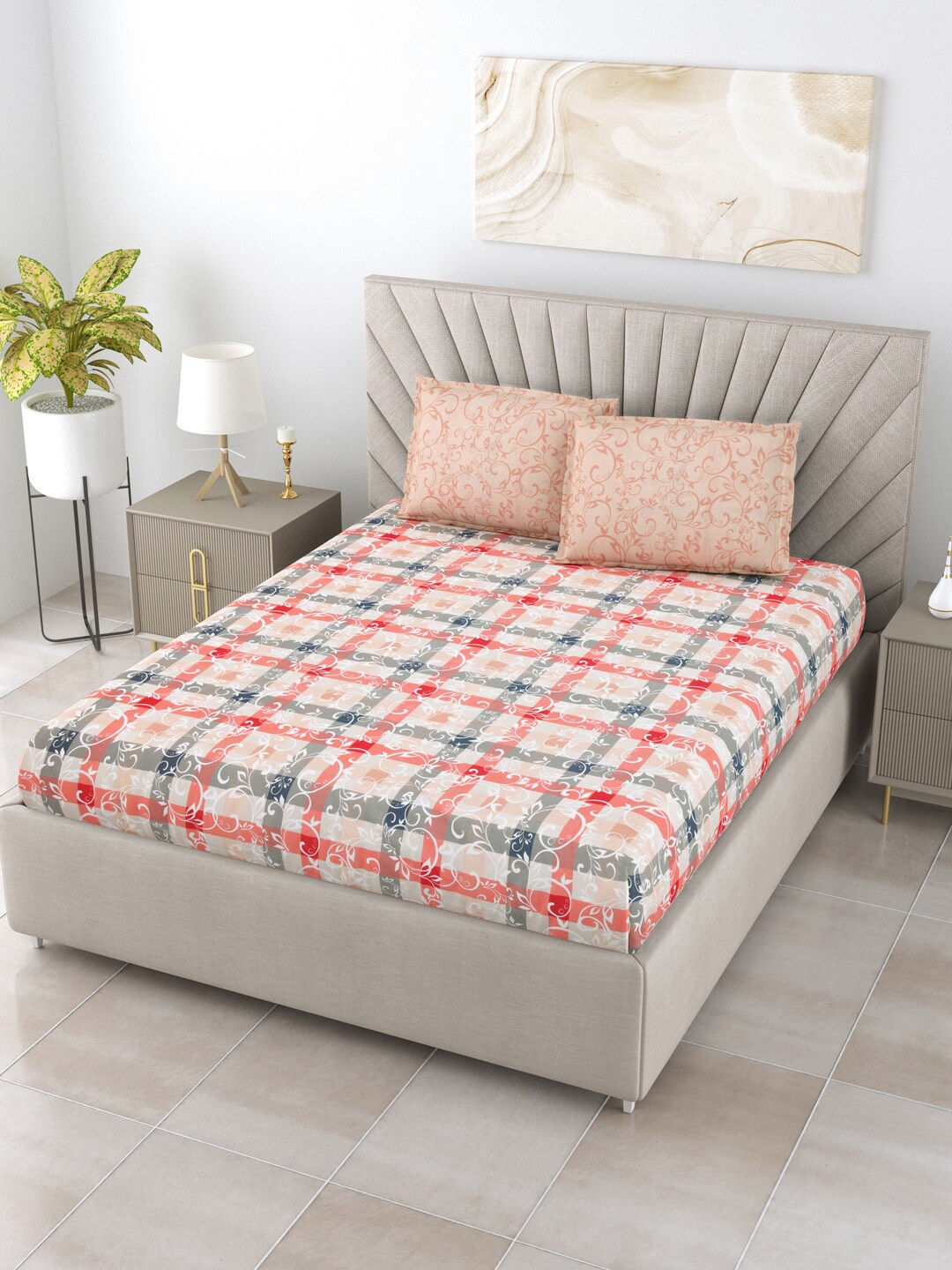 

BOMBAY DYEING Blumen Pink Ethnic Motifs Cotton 120 TC Queen Bedsheet with 2 Pillow Covers