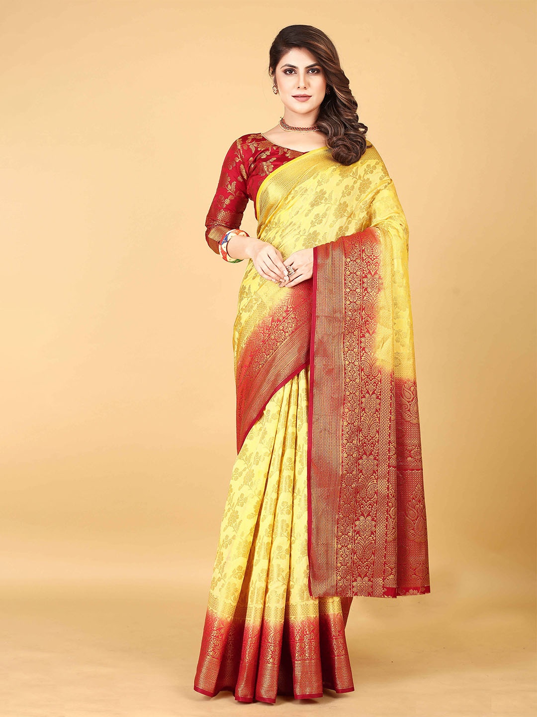 

VASTRAME Floral Woven Design Zari Art Silk Kanjeevaram Saree, Cream