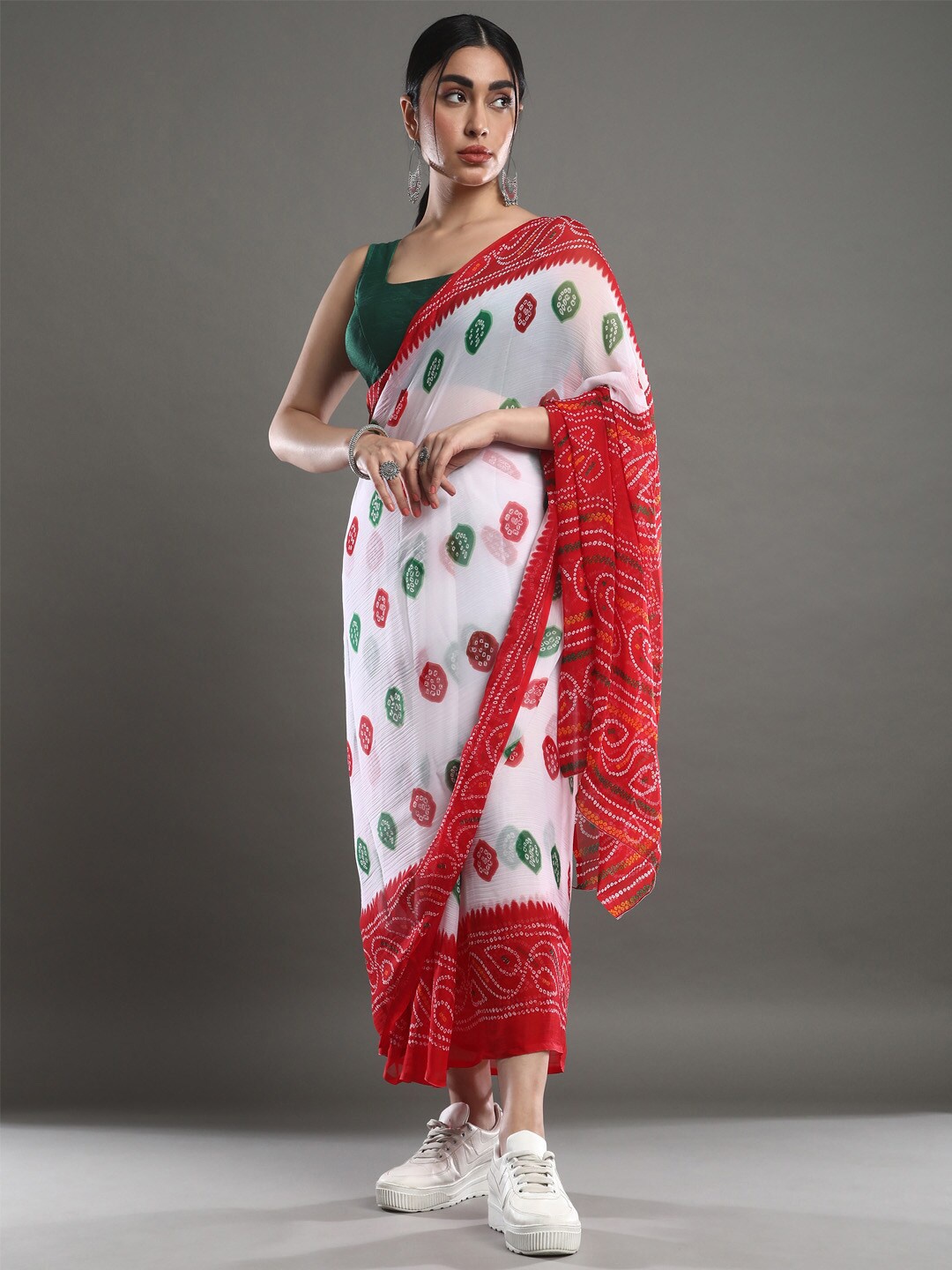 

Mitera White Red Bandhani Printed Poly Chiffon Bandhani Saree