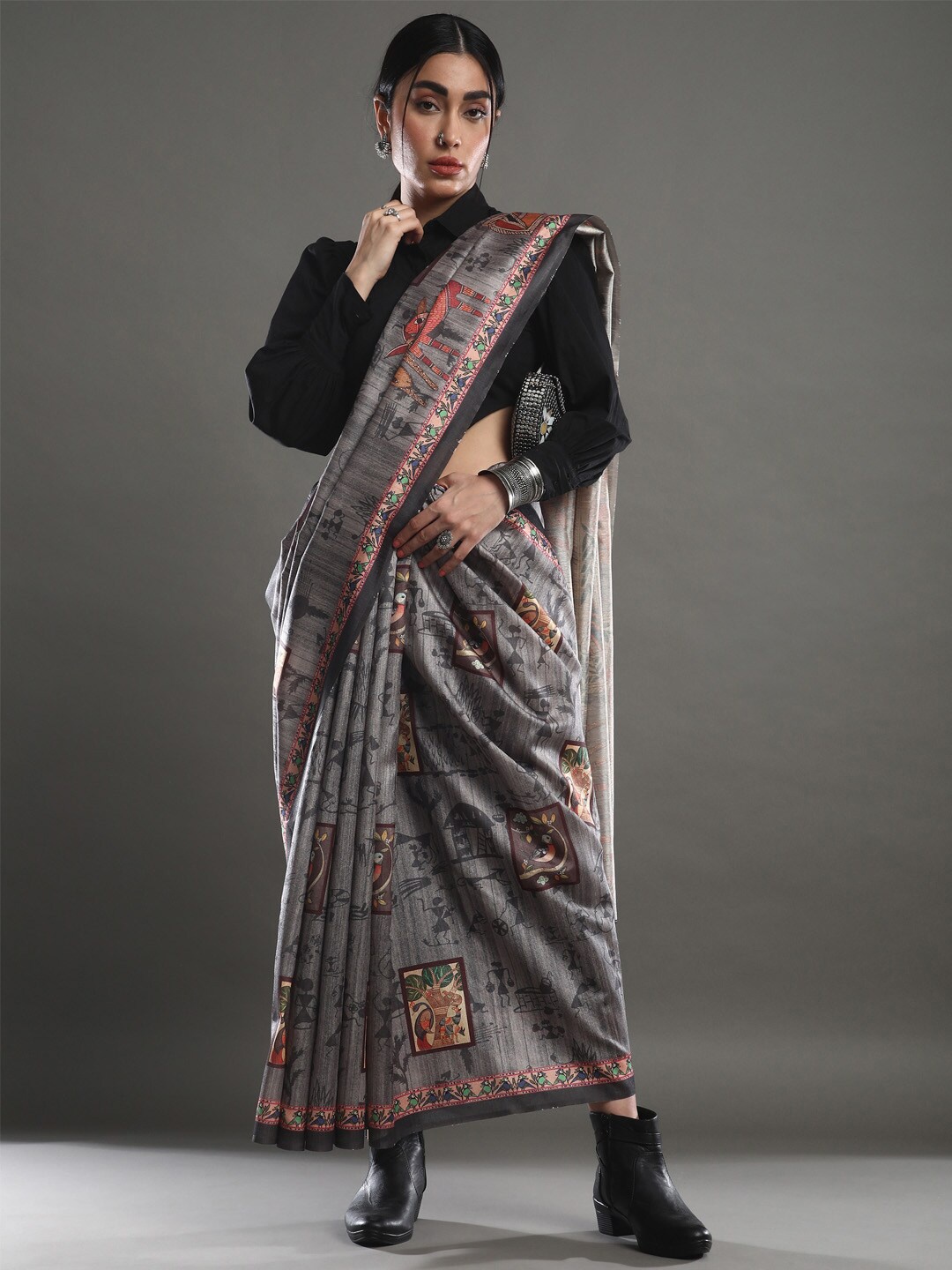 

Mitera Grey & Black Kalamkari Printed Baluchari Saree