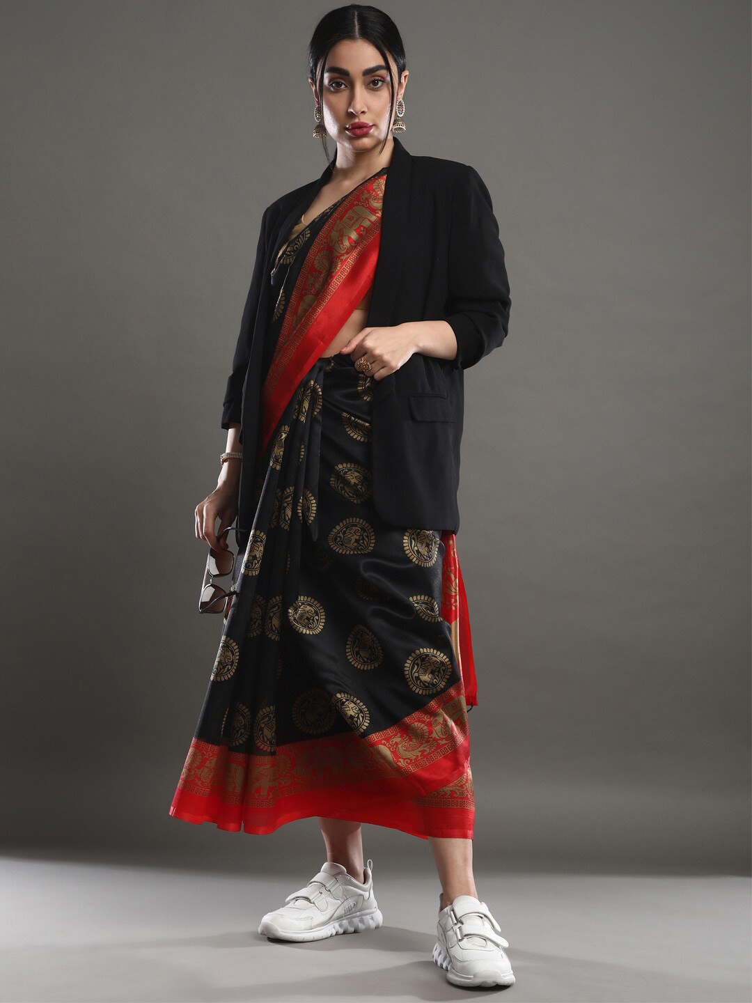 

Mitera Black & Red Ethnic Motifs Art Silk Block Print Saree