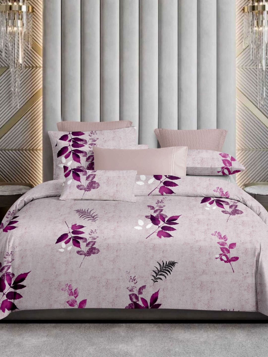

haus & kinder Purple & Pink Floral Pure Cotton 144 TC King Bedsheet With 2 Pillow Covers