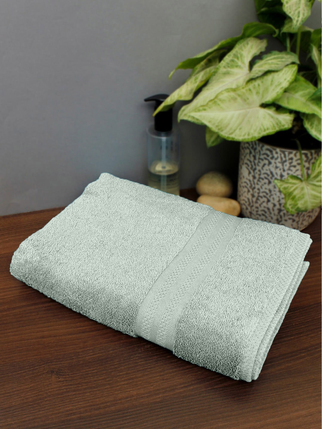 

AVI Living Green Self-Designed 400 GSM Pure Cotton Bath Towel