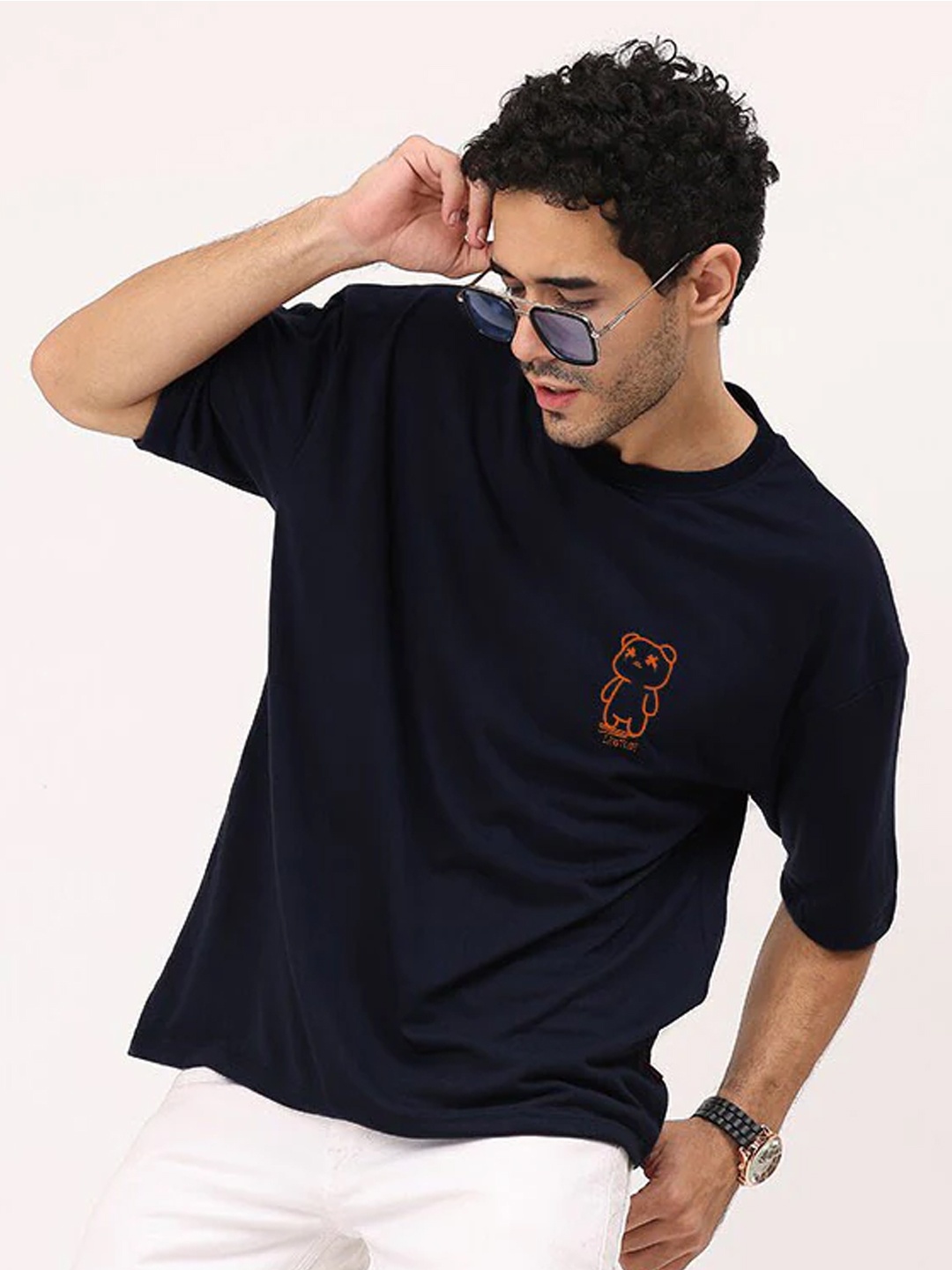 

Leotude Typography Printed T-shirt, Navy blue