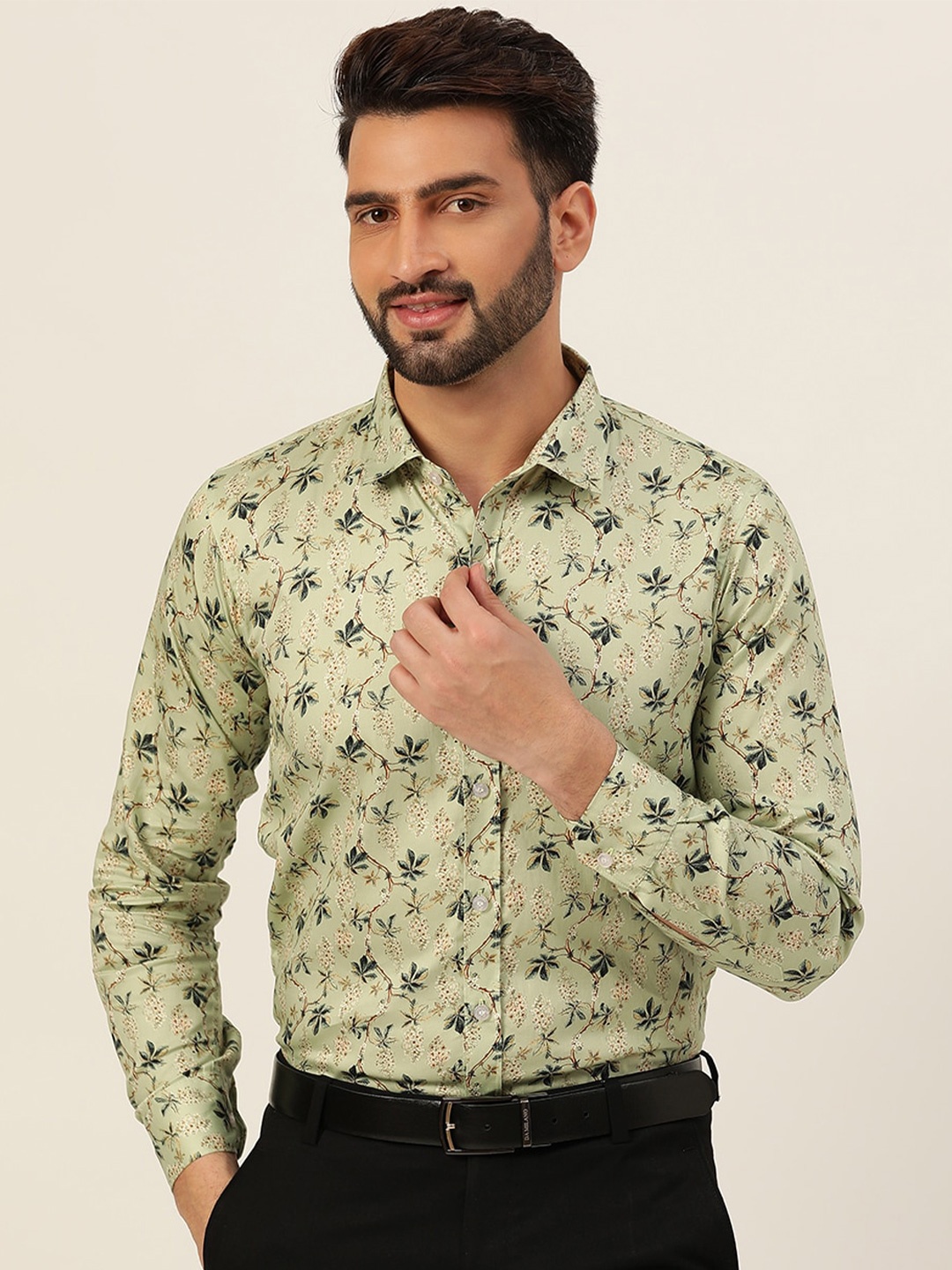 

JAVINISHKA Floral Printed Comfort Regular Fit Opaque Cotton Casual Shirt, Green