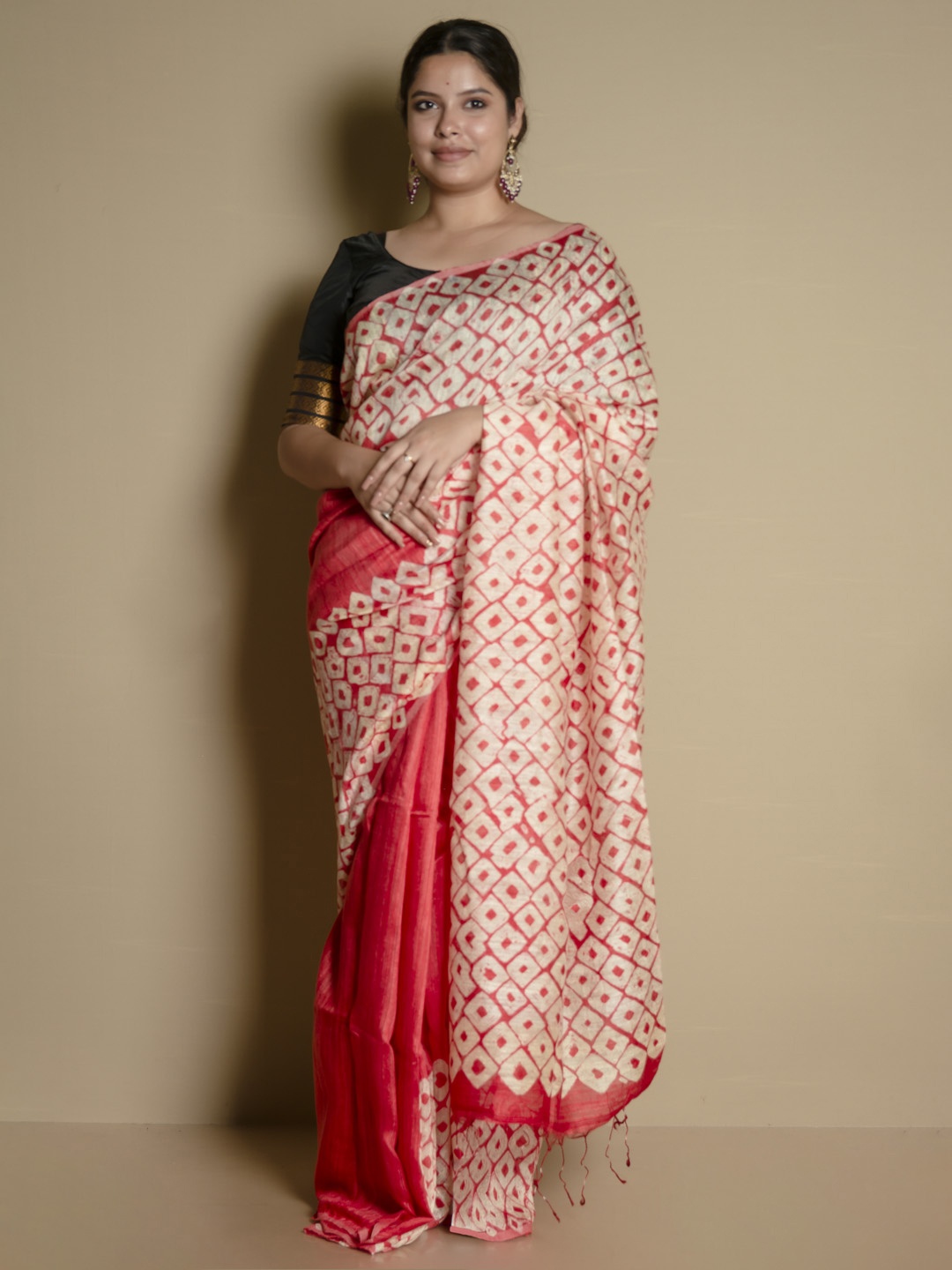 

SARIKA Bandhani Printed Jute Cotton Saree, Red