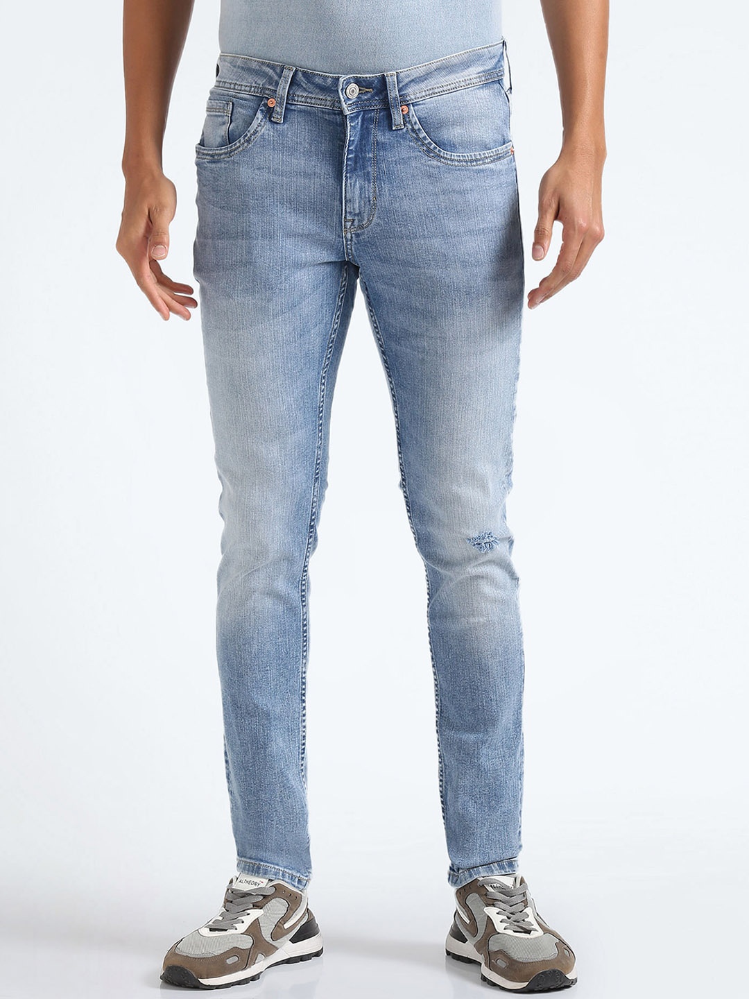 

Flying Machine Men Skinny Fit Low-Rise Low Distress Heavy Fade Stretchable Jeans, Blue