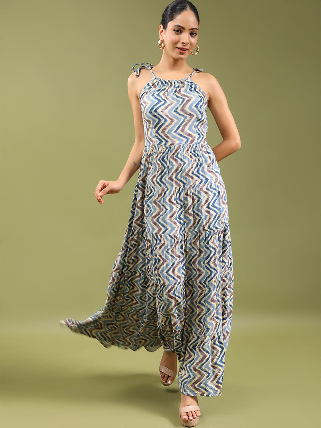 

HANDME Chevron Printed Shoulder Straps Gathered Tiered Maxi Dress With Belt, Grey