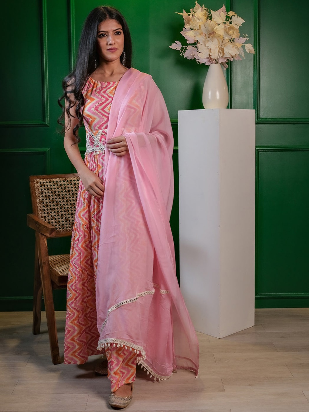 

HANDME Chevron Printed Anarkali Kurta with Trousers & With Dupatta, Pink
