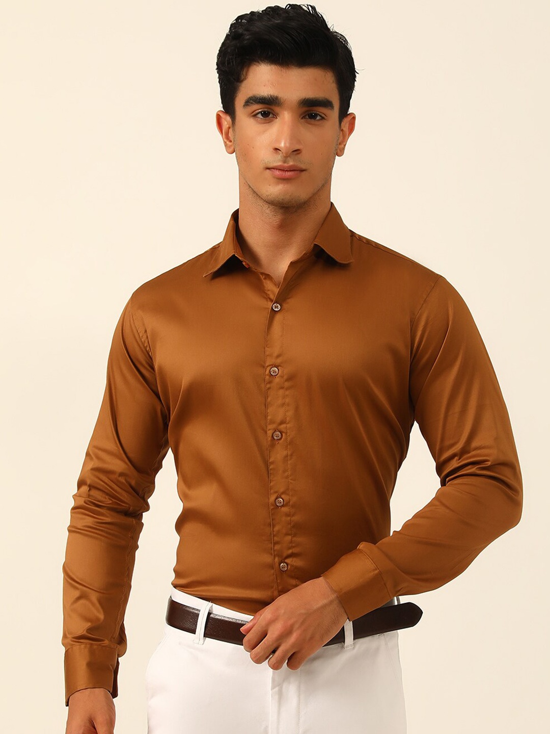 

JAVINISHKA Classic Slim Fit Spread Collar Pure Cotton Shirt, Brown