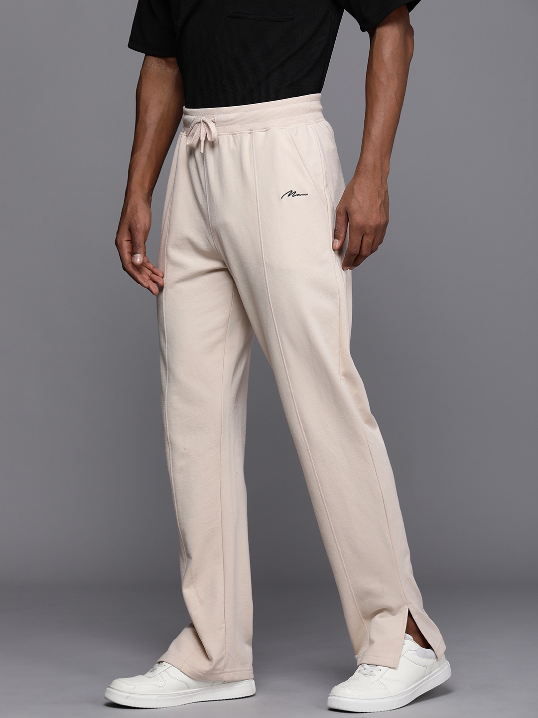 

boohooMAN Men Track Pants, Cream