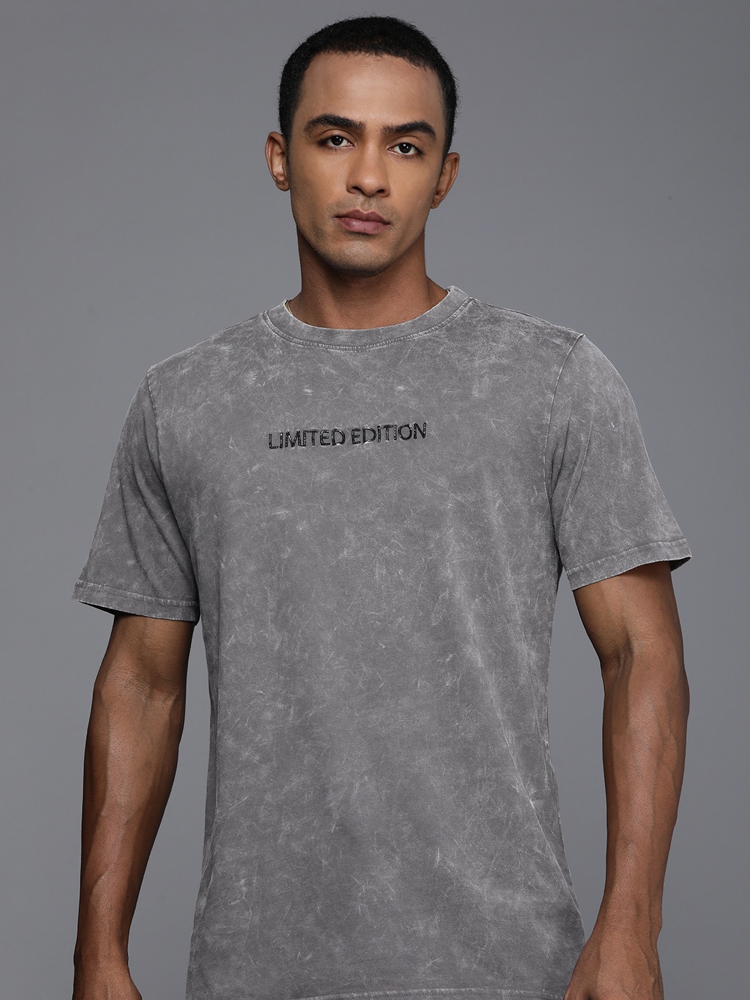 

boohooMAN Typography Embroidered Casual T-shirt, Grey