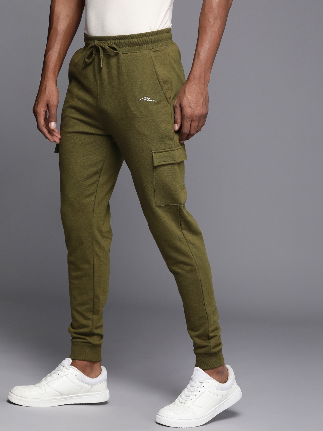 

boohooMAN Men Solid Skinny Fit Joggers, Olive