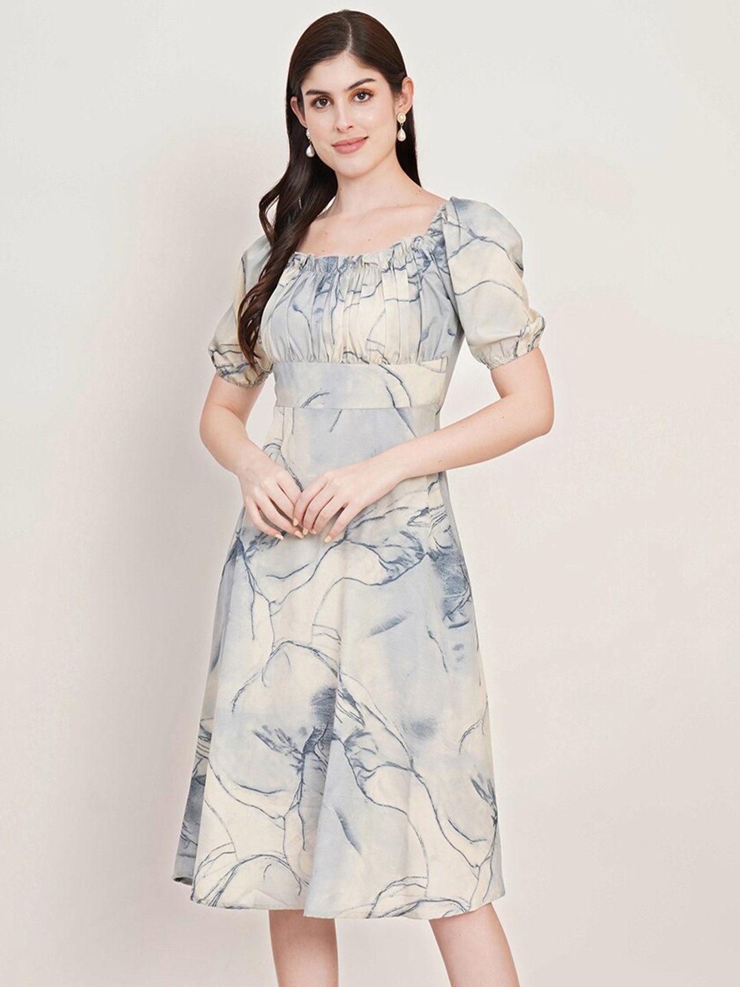 

U&F Beige Floral Printed Puff Sleeve Crepe Fit & Flare Midi Dress