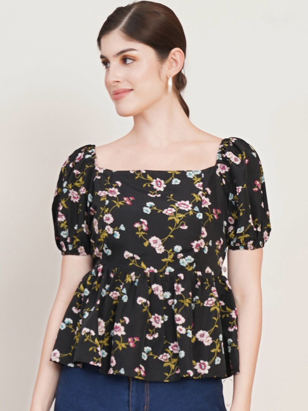 

U&F Black Floral Printed Square Neck Puffed Sleeves Smocked Peplum Top
