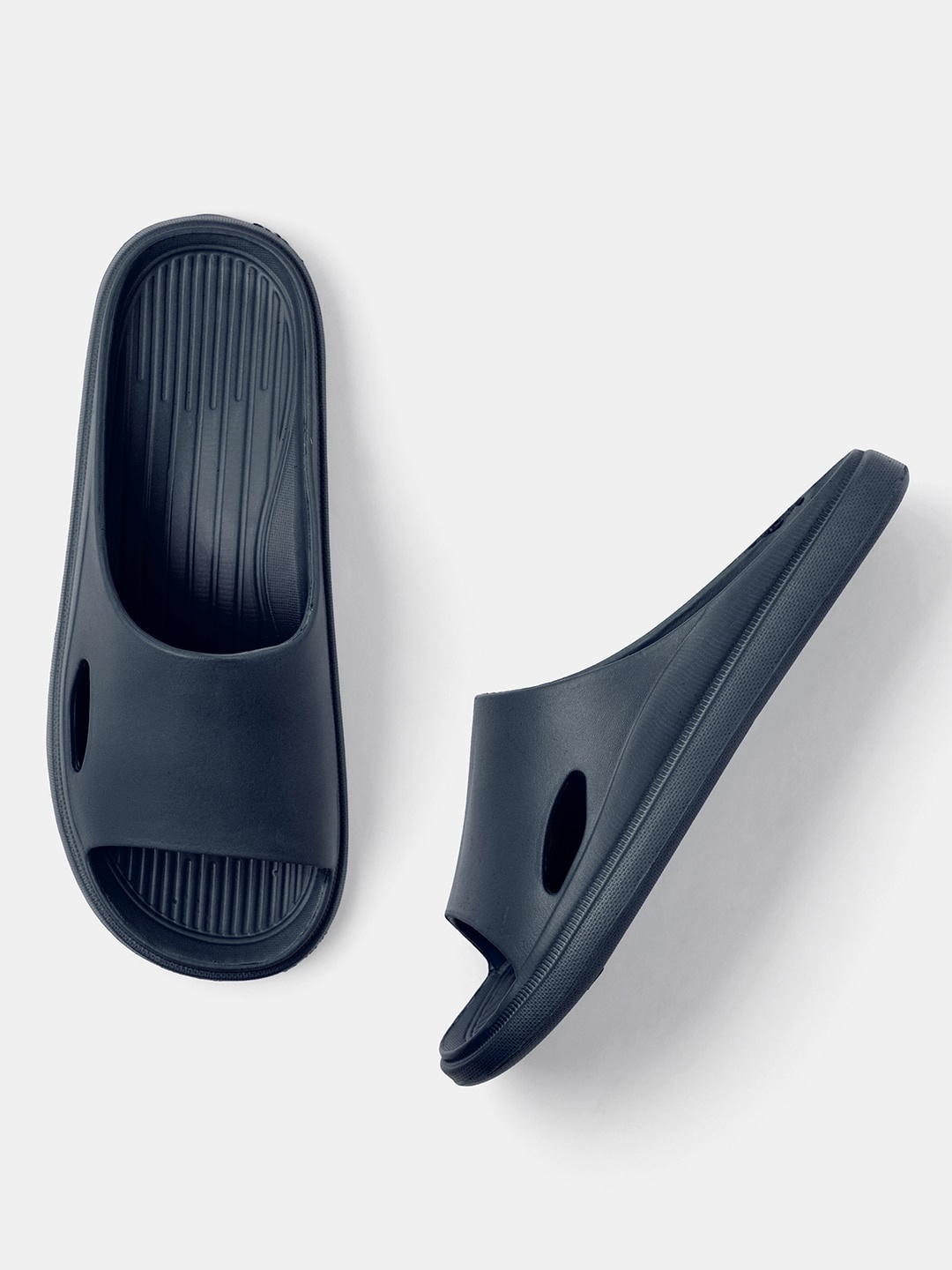 

R&B Men Cut Out Detail Rubber Sliders, Navy blue