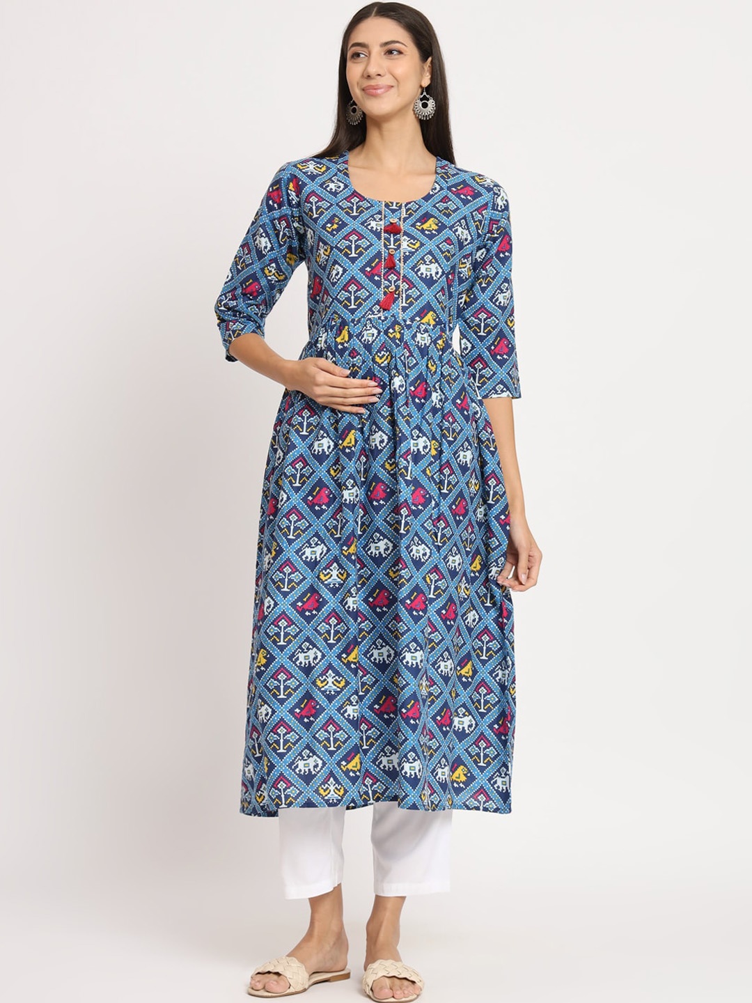 

Aujjessa Abstract Printed Round Neck Pure Cotton Maternity Anarkali Kurta, Blue